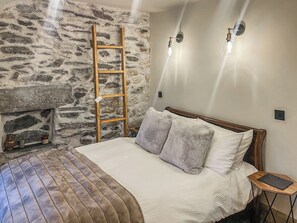 Room - 2 bedroom accommodation in Tanygrisiau, near Blaenau Ffestiniog (Tanygrisiau, near Blaenau Ffestiniog)