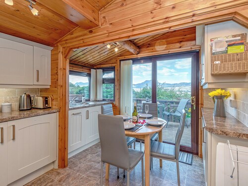 2 bedroom accommodation in Trawsfynydd