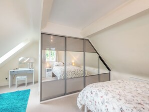 1 bedroom, free WiFi - 1 bedroom accommodation in Castle Bytham, near Grantham (Castle Bytham, near Grantham)