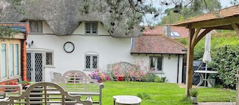 3 bedroom accommodation in Tadley
