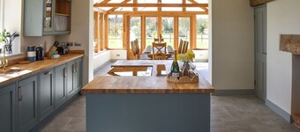 Alojamiento de 6 habitaciones en Wreningham