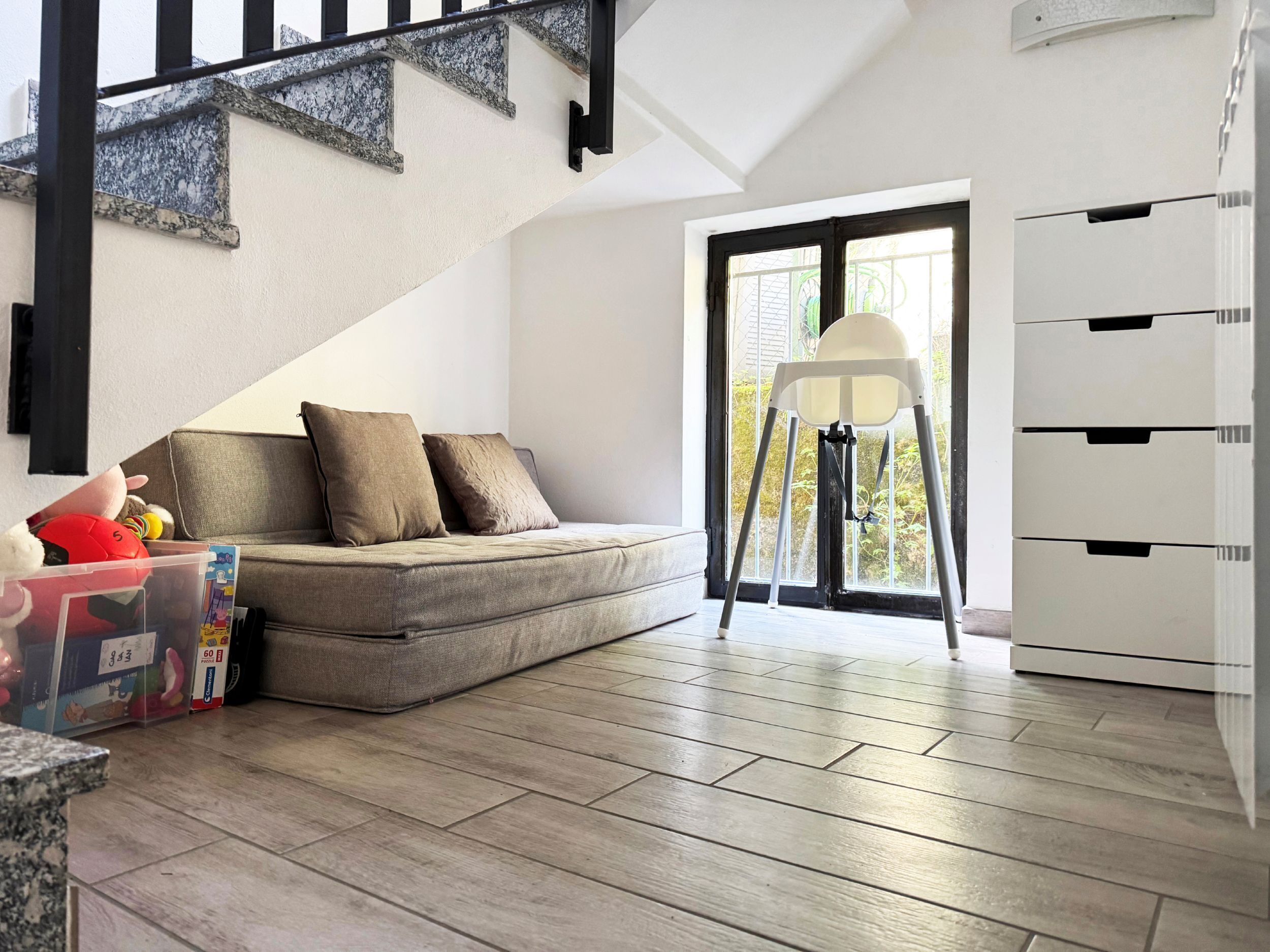 Family Apartment | Living area | Flat-screen TV
