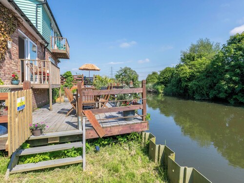 Stunning property in the most amazing location, literally on the rivers edge.