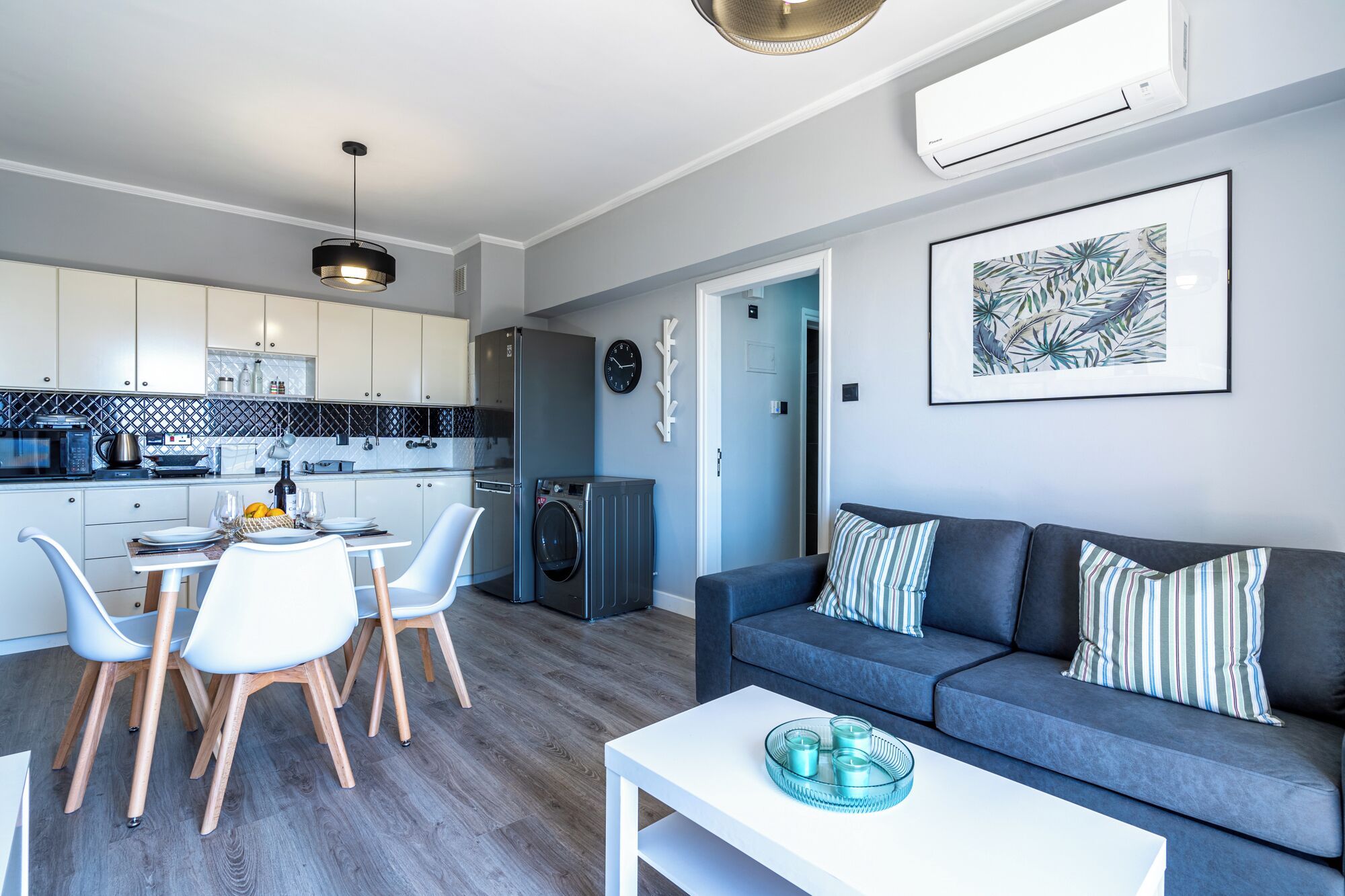 Apartamento, 2 quartos, cozinha, vista para a cidade | Área de estar | Smart TV, Netflix, serviços de streaming