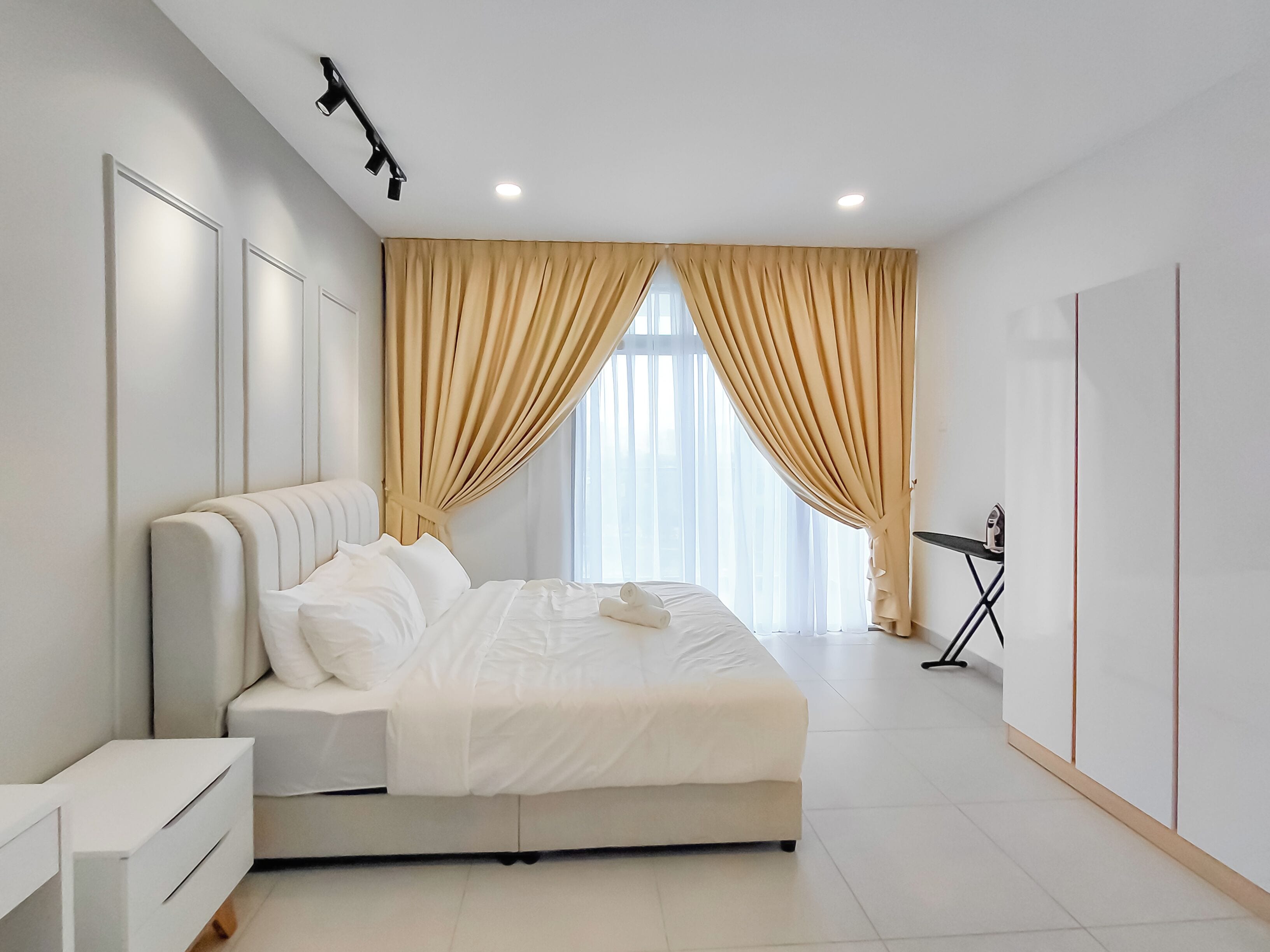 Apartamento, 1 cama de matrimonio | Tabla de planchar con plancha, wifi gratis, ropa de cama