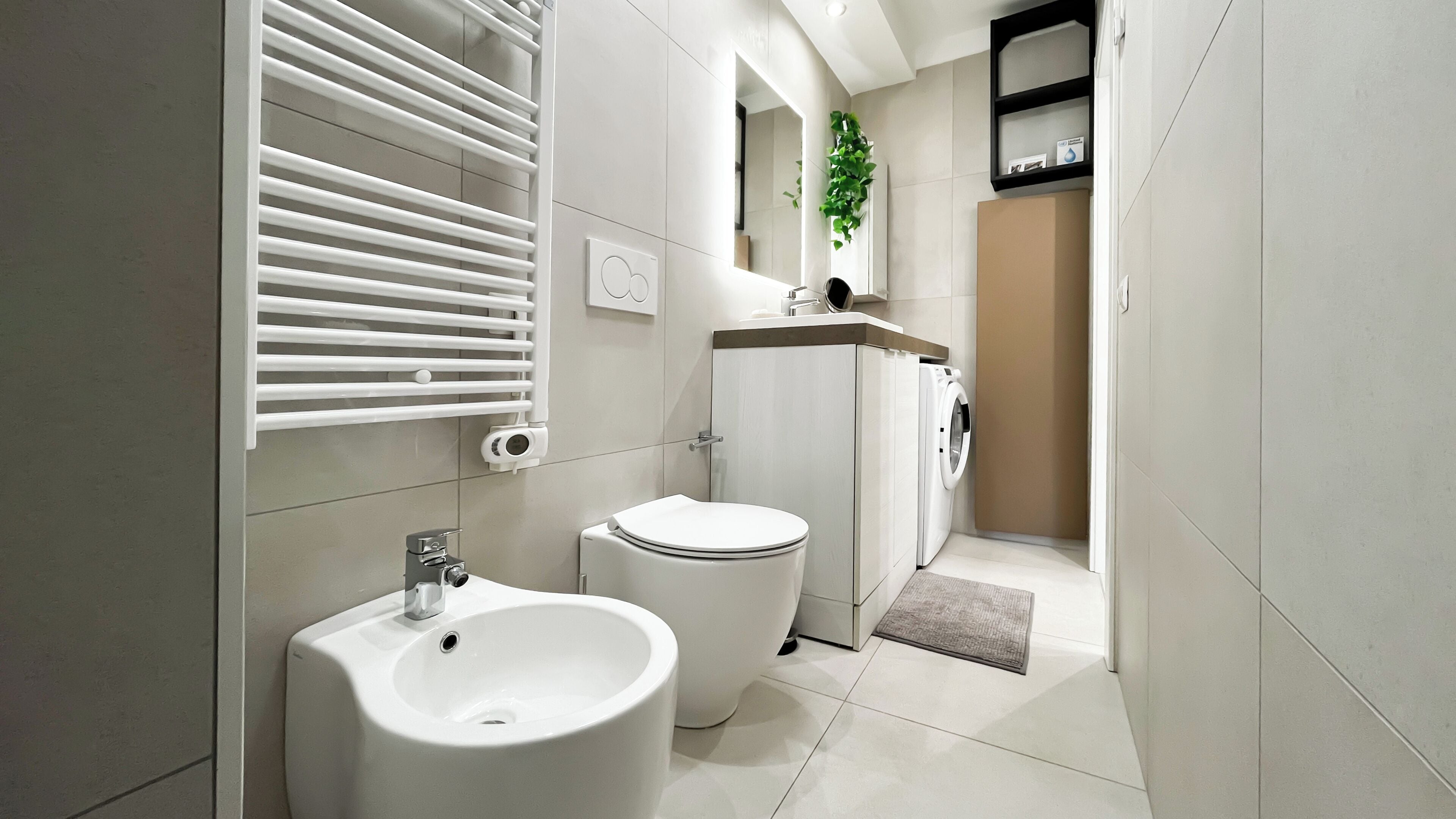 Apartemen, pemandangan halaman | Kamar mandi