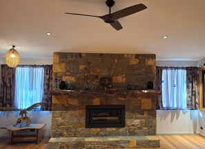 Interior - The Anunaka on Wadandi Boodja (Margaret River)