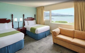 Room - Ideal Mix of Comfort and Value! 4 Comfortable Units, Outdoor Pool, Oceanfront! (Kahului)