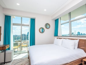 2 bedrooms, iron/ironing board, WiFi, bed sheets - Luxury 2-bedroom apartment in Nairobi, Westlands with AC, Pool & Gym (Nairobi)