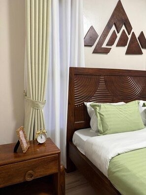1 bedroom, iron/ironing board, free WiFi, bed sheets - Luxurious 1 BR Apt in quaint Kampala with power backup. (Kampala)