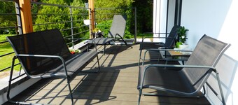 Comfortable vacation apartment with jacuzzi, near a quiet forest, 5 minutes from the castle