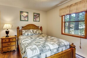 Room - Steps to the New Angel Express Lift! Fun Condo (Angel Fire)