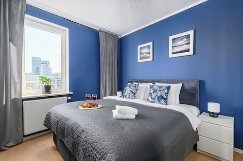 Lumina Apart with parking in Warsaw