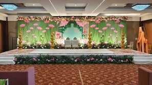 Banquet hall - WATERLILY HOTEL  (Indore)