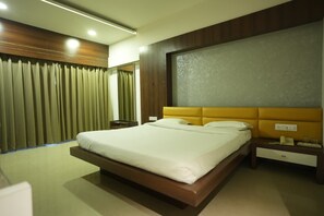 Room - WATERLILY HOTEL  (Indore)