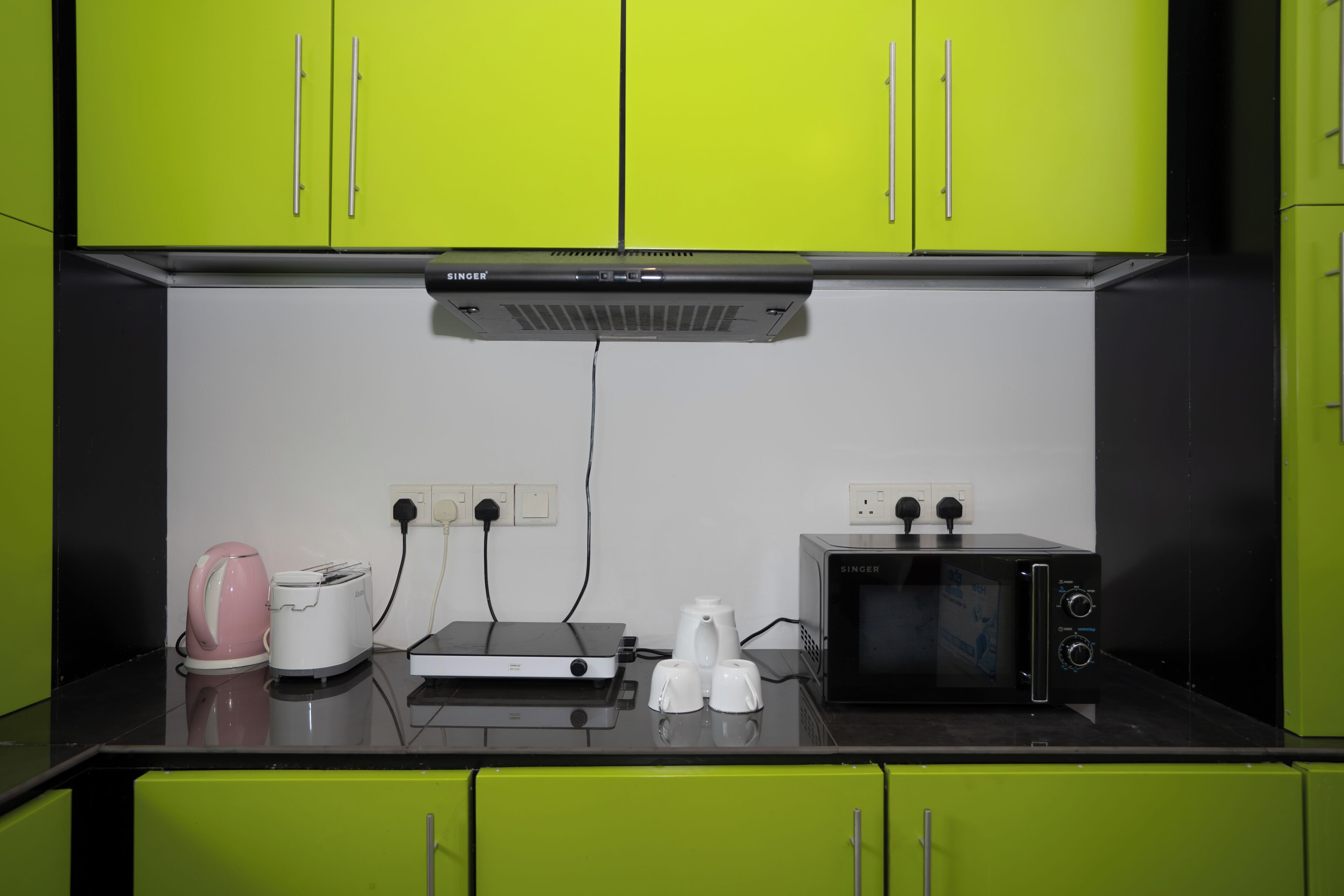 Deluxe Studio, Balcony | Private kitchen