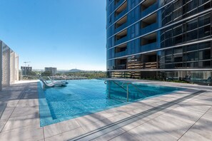 Apartment | Kolam renang | Kolam renang terbuka 