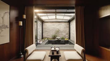 Superior Suite, 2 Bedrooms, Private Bathroom, Courtyard View | Spa