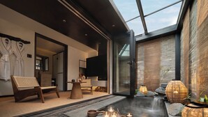 高级双人房, 1 张特大床, 私人浴室, 庭院景观 | SPA