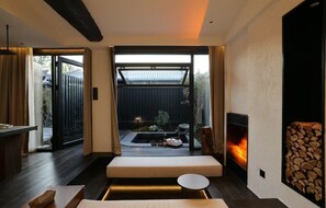 Interior - XINGYUN TANGYIN (Datong)