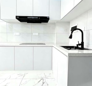 Suite Familiale, vue ville | Cuisine privée