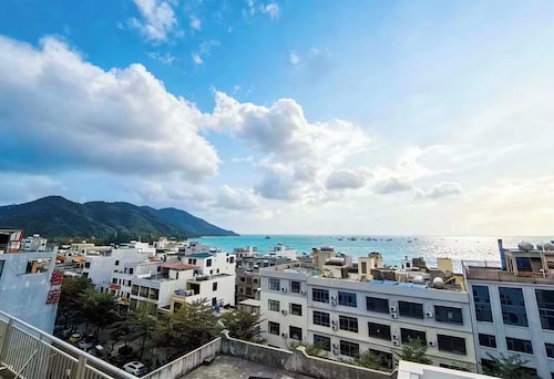 Jinye Sea View Apartment