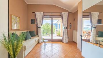 Svit - uteplats | Vardagsrum