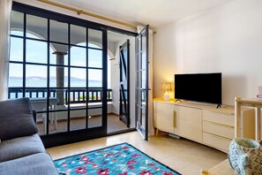 TV - Cargol De Mar, sea views and pool (L'Escala)