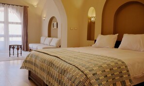 Suite, Balcony, Mountain View