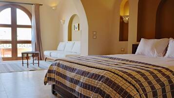 Comfort Suite, Balcony, Mountain View