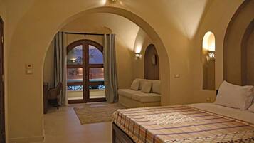 Suite, Balcony, Ground Floor