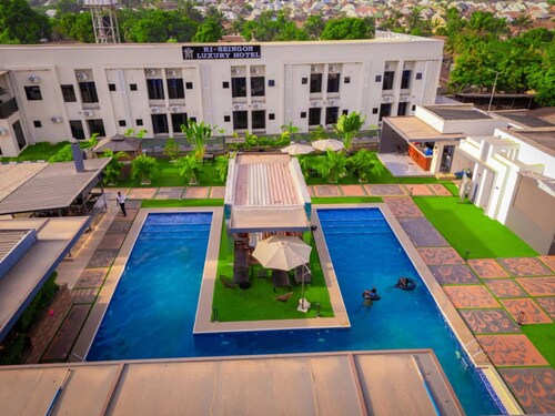 Ri-Seingon Luxury Hotel