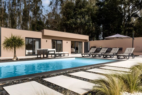 Casa D'avó Amália: Private Pool, Wi-Fi & Air Conditioning in Santa Maria da Feira