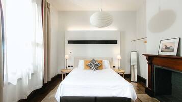 2 bedrooms