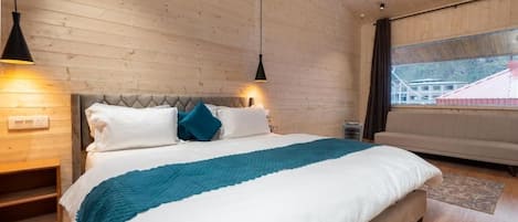 Superior Room, Mountain View