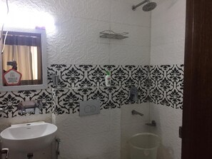 Bathroom - The Prince Inn (Gurugram)