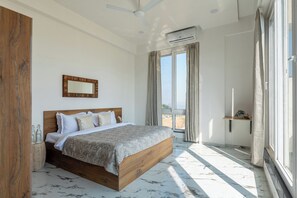 Villa Luxe, vue colline | Fer et planche à repasser, Wi-Fi gratuit