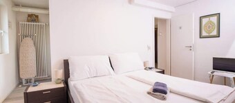 Spacious Room Zurich | Terrace Access | Tram at Door