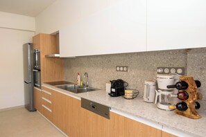 Private kitchen - Comfort villa with private pool in two villas complex (Agios Onoufrios)