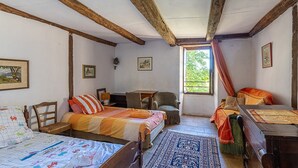 3 Schlafzimmer, Bügeleisen/Bügelbrett, WLAN, Bettwäsche