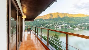 Deluxe Villa, Balcony, City View | Property grounds