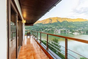 Deluxe Villa, Balcony, City View | Property grounds - ELIVAAS Lakeview Manor 3-BHK Luxurious (Bhimtal)