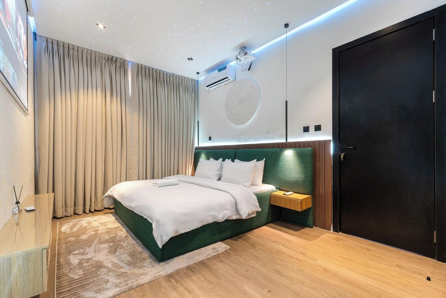 Economy Room, Balcony, City View