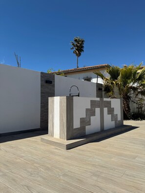 Property grounds - Relax at Villa Baena: pool, jacuzzi and total privacy (Otura)