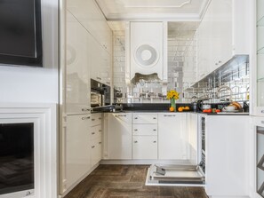 Private kitchenette - Fragola Apartments Piłsudskiego 11 (Kraków)