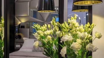 Exclusive Apartment, 2 Bedrooms | Iron/ironing board, free WiFi