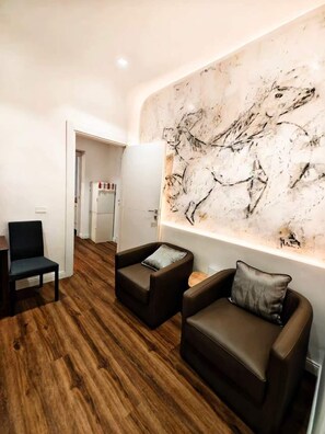 Triple Room, City View | Interior - Annettas house (Firenze)