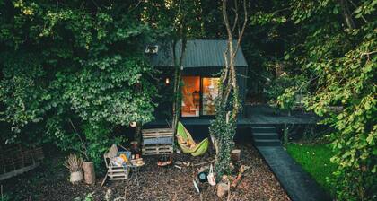 Tranquil Cabin Retreat with Hot Tub Near Bath - Sleeps 4