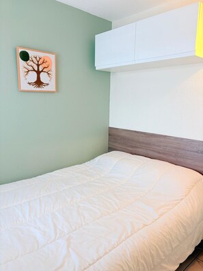 1 bedroom, iron/ironing board - St Cyprien, right on the water, beach or swimming pool (Saint-Cyprien)