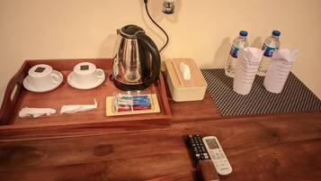 Chambre Familiale, patio | Café et/ou machine à café